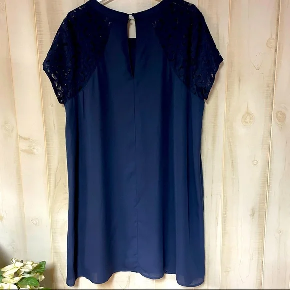 Torrid Navy Blue Lace Short Sleeve Dress Sz 18 Babydoll - Picture 3 of 5
